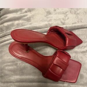 Dark red mule - bottega inspired